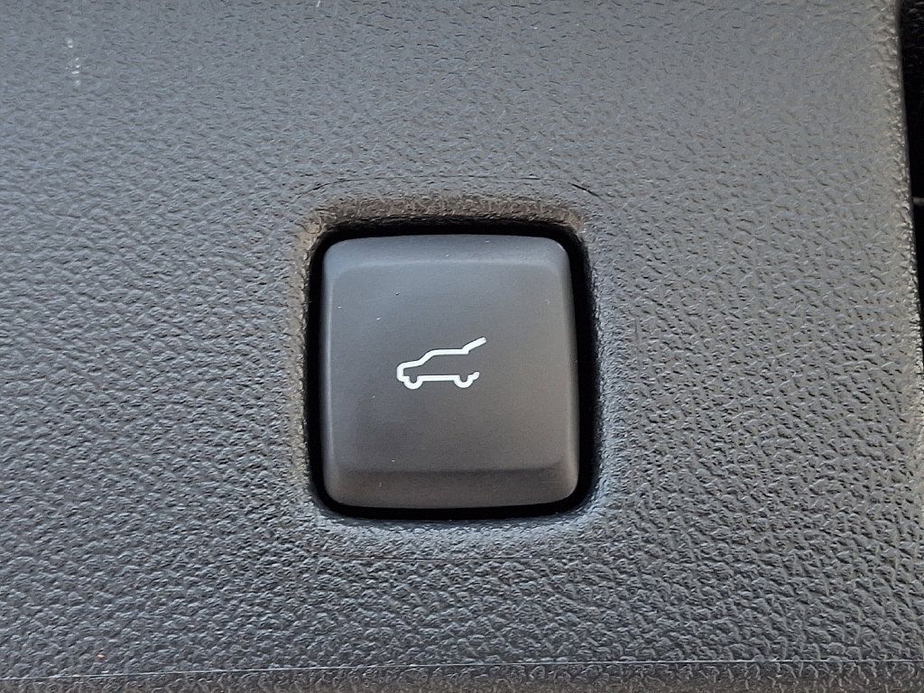 Used 2022 Ford Escape SEL AWD/4WD image 30