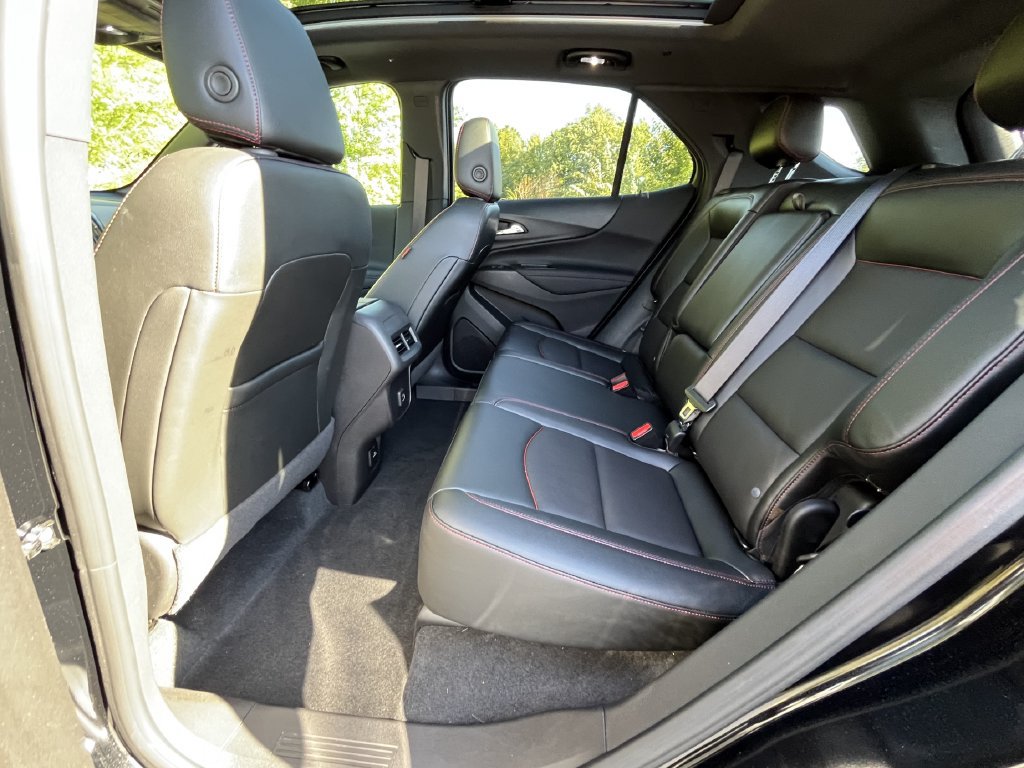 Certified 2023 Chevrolet Equinox RS w/ RS Leather Package AWD/4WD image 26