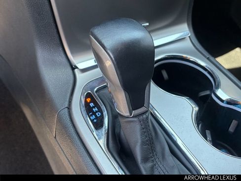 Used 2022 Jeep Grand Cherokee Laredo X RWD image 25