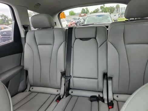 Used 2021 Audi Q7 3.0T Prestige w/ Prestige Package AWD/4WD image 4