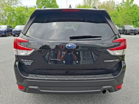 Certified 2023 Subaru Forester Limited AWD/4WD image 5