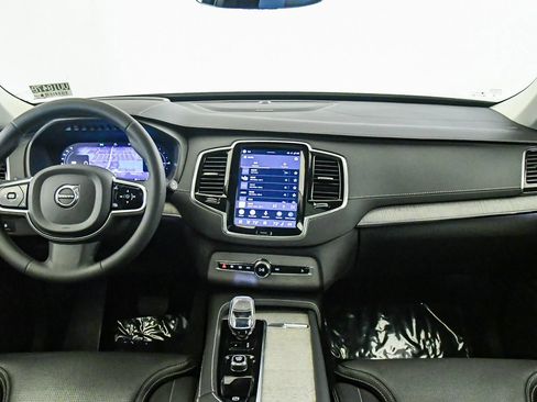 Certified 2023 Volvo XC90 T8 Ultimate AWD/4WD image 15