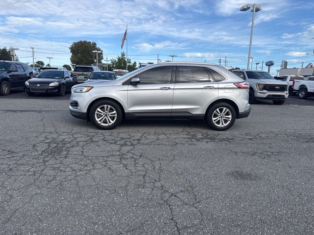 Used 2019 Ford Edge SEL AWD/4WD image 3