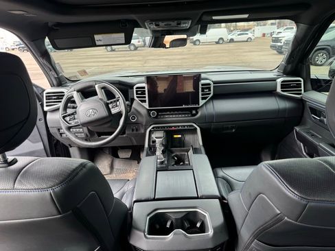 Used 2022 Toyota Tundra Platinum image 15