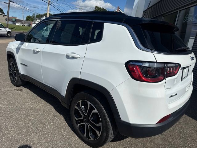 Used 2023 Jeep Compass Limited w/ Sun and Sound Group AWD/4WD image 8