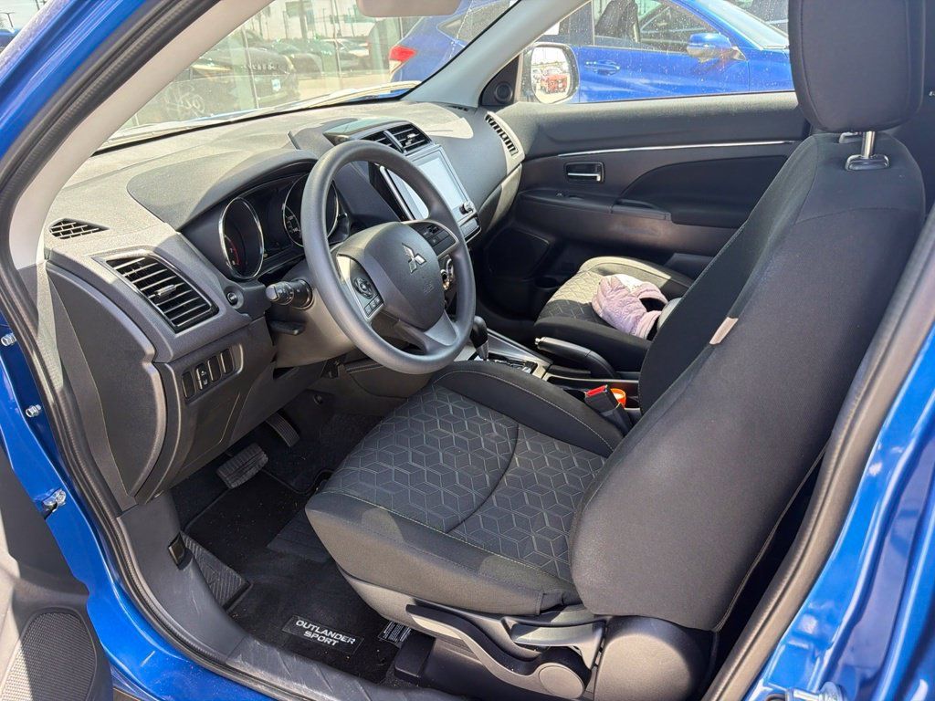 Used 2026 Mitsubishi Outlander Sport AWD image 10