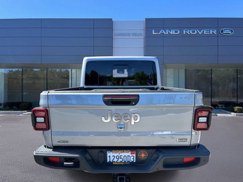 Used 2021 Jeep Gladiator Overland w/ Popular Equipment Package image 4