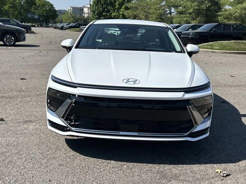 New 2026 Hyundai Sonata SEL image 2