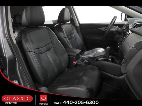 Used 2020 Nissan Rogue SL AWD/4WD image 18