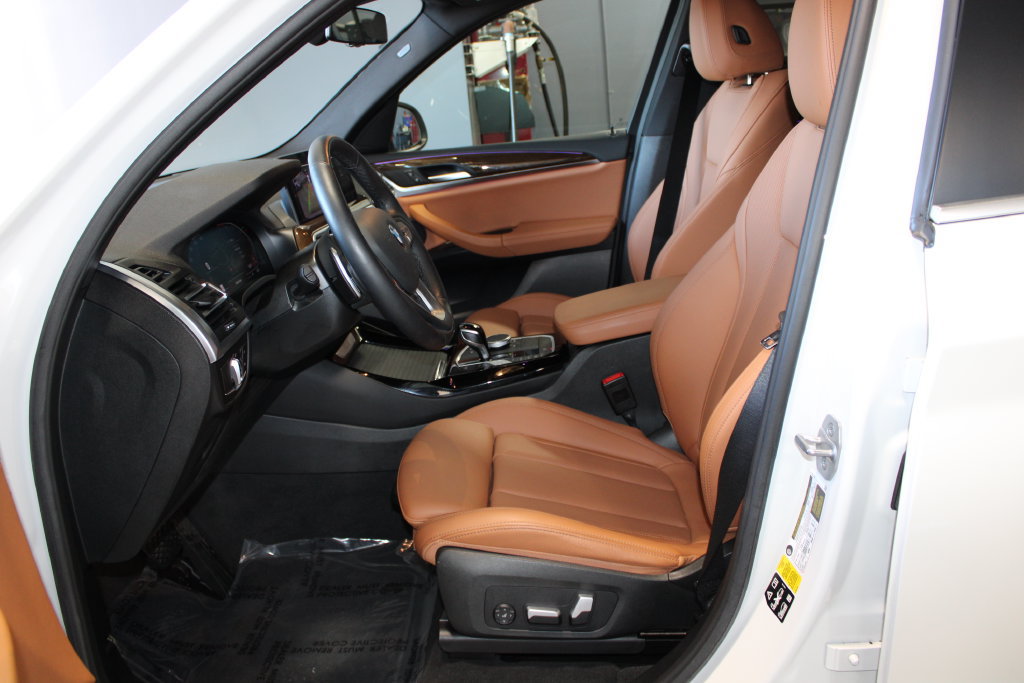 Used 2023 BMW X3 xDrive30i w/ Premium Package AWD/4WD image 9