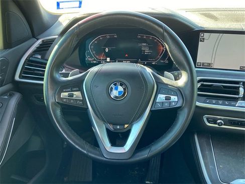 Used 2022 BMW X5 sDrive40i w/ Premium Package image 13