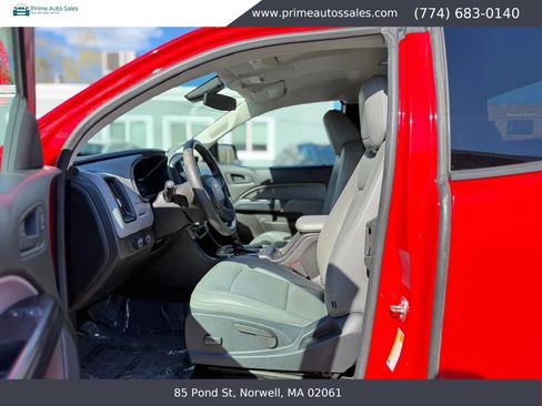 Used 2018 Chevrolet Colorado W/T AWD/4WD image 8