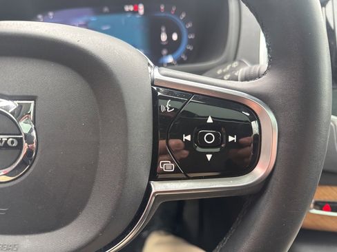 Used 2024 Volvo XC90 B6 Plus w/ Protection Package image 13