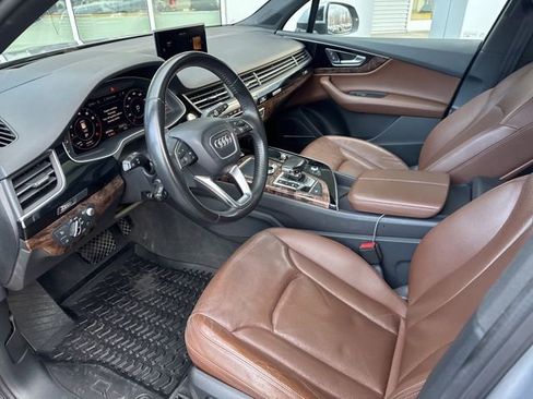 Used 2017 Audi Q7 3.0T Prestige image 9