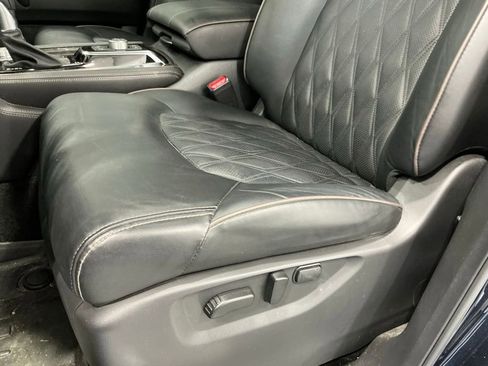 Used 2023 Nissan Armada Platinum w/ Captain's Chairs Package image 9