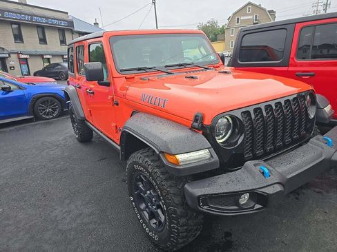 Used 2023 Jeep Wrangler Unlimited AWD/4WD image 3