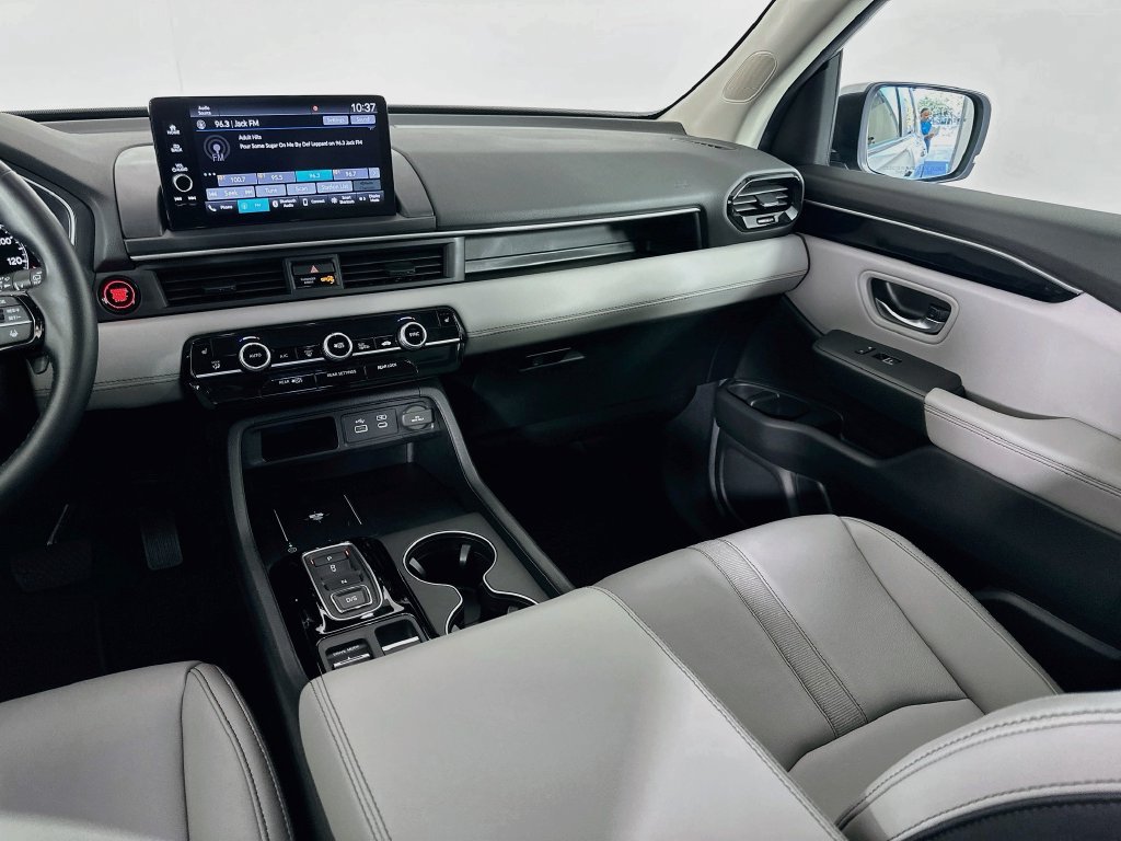 Certified 2025 Honda Pilot EX-L image 22