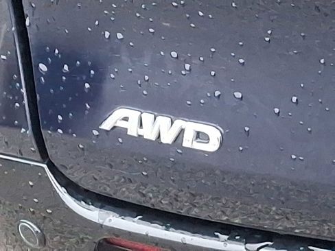 Certified 2021 Toyota Sienna Platinum image 38