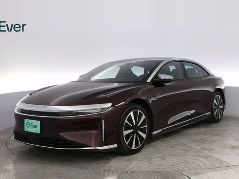 Used 2024 Lucid Air Grand Touring image 2