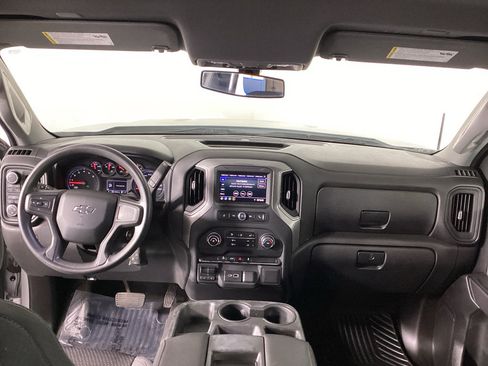 Used 2021 Chevrolet Silverado 1500 Custom Trail Boss AWD/4WD image 15