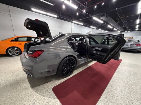 Used 2020 BMW 750i xDrive w/ Luxury Rear Seating Package AWD/4WD image 77