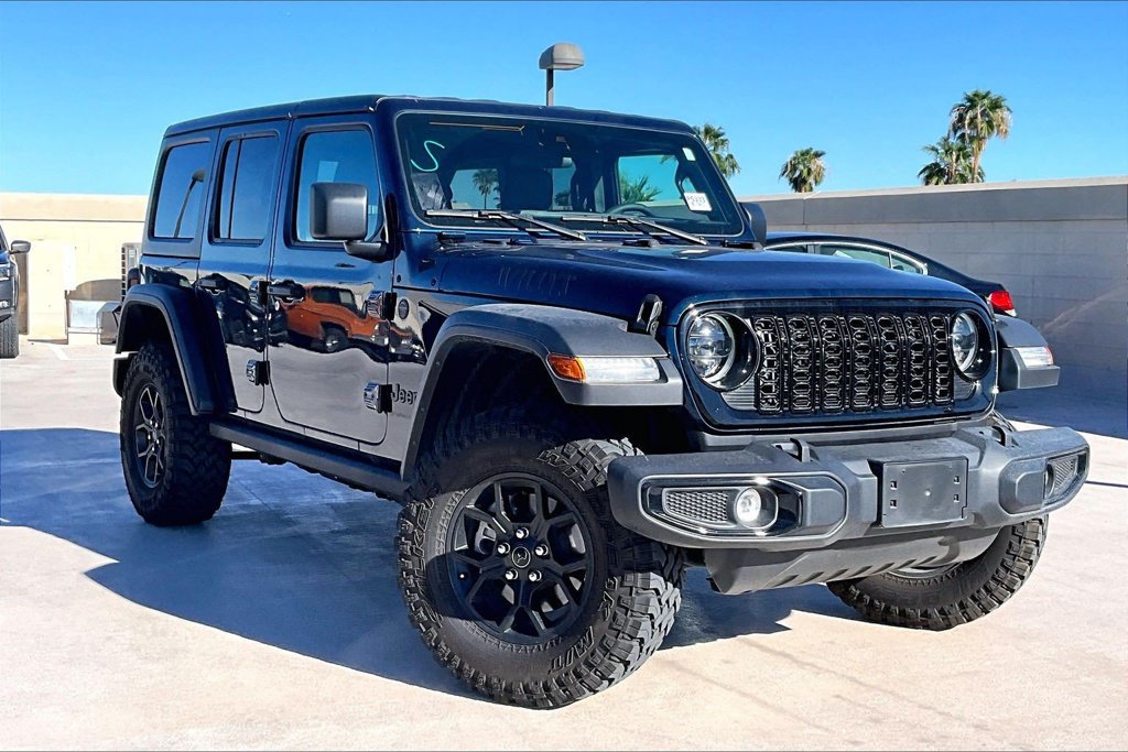 Used 2025 Jeep Wrangler Unlimited Sport AWD/4WD image 2