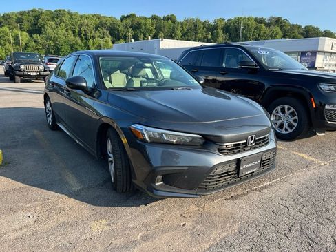 Used 2024 Honda Civic LX image 3