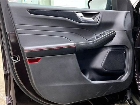 Certified 2023 Ford Escape ST-Line w/ Tech Pack #1 image 22