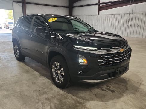 Used 2025 Chevrolet Equinox LT image 7