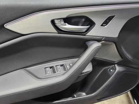 Used 2023 Acura TLX w/ Technology Package image 27