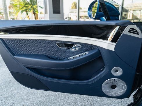 Used 2022 Bentley Continental GT image 39