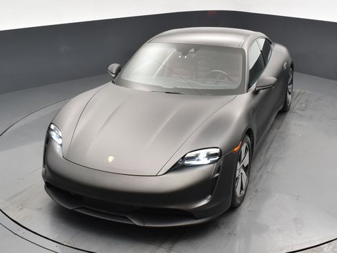 Used 2020 Porsche Taycan 4S AWD/4WD image 15