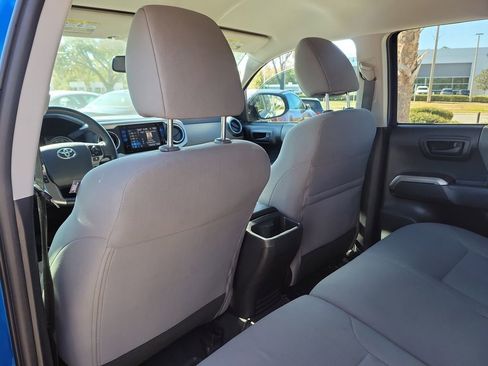 Used 2018 Toyota Tacoma SR5 image 12
