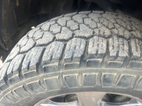 Used 2019 Ford F150 XLT w/ Equipment Group 302A Luxury image 9