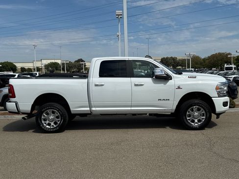 Used 2024 RAM 2500 Laramie w/ Safety Group AWD/4WD image 3