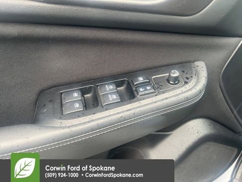 Used 2015 Subaru Legacy 2.5i Premium w/ Popular Package #2 image 18