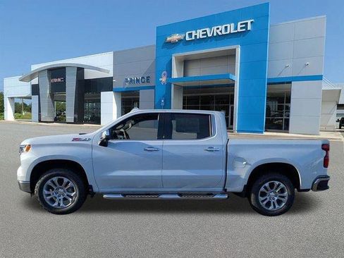 New 2026 Chevrolet Silverado 1500 LTZ w/ Z71 Off-Road Package AWD/4WD image 9