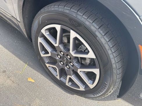 Used 2023 Chevrolet Blazer RS w/ Enhanced Convenience Package image 16