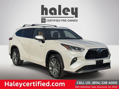 Used 2020 Toyota Highlander Limited Platinum image 1