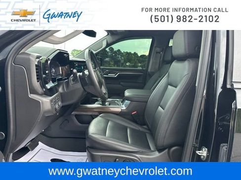 Used 2024 Chevrolet Silverado 1500 LT Trail Boss w/ LT Trail Boss Premium Package AWD/4WD image 26