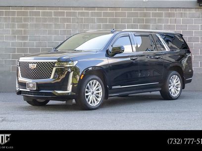 Used 2022 Cadillac Escalade ESV Luxury