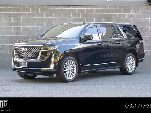 Used 2022 Cadillac Escalade ESV Luxury AWD/4WD image 1