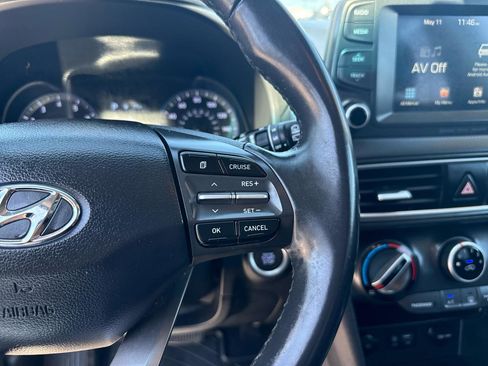 Used 2020 Hyundai Kona SEL FWD image 17