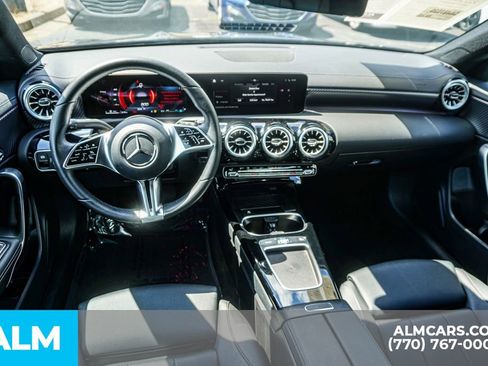 Used 2025 Mercedes-Benz CLA 250 4MATIC image 31