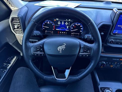 Used 2022 Ford Bronco Sport Outer Banks image 14