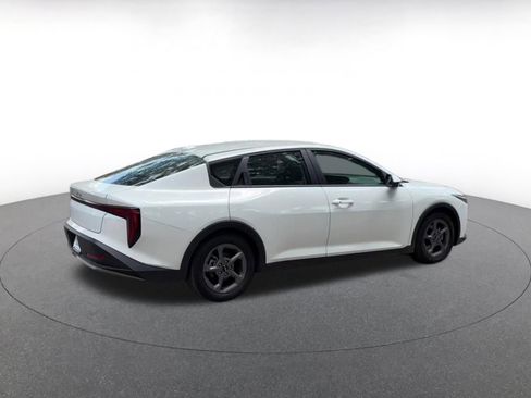Used 2025 Kia K4 FWD image 15
