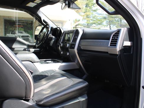 Used 2018 Ford F350 Platinum w/ Platinum Ultimate Package AWD/4WD image 7