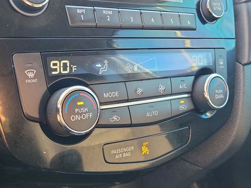 Certified 2017 Nissan Rogue SV w/ Midnight Edition image 25