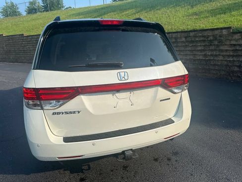 Used 2015 Honda Odyssey Touring image 8
