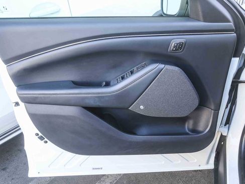 Used 2022 Ford Mustang Mach-E Premium image 16